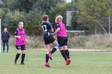 Bild 127 - Frauen Grossenasper SV - SV Steinhorst/Labenz : Ergebnis: 1:3
